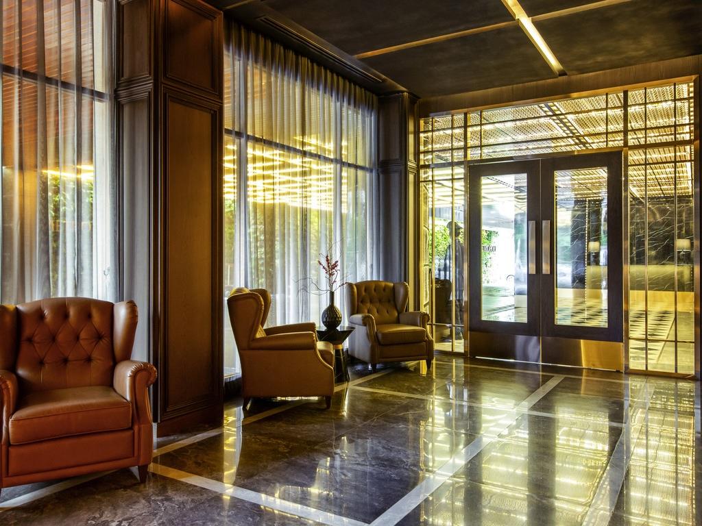 Metropolis Suites Bangkok, Tapestry Collection By Hilton Екстериор снимка